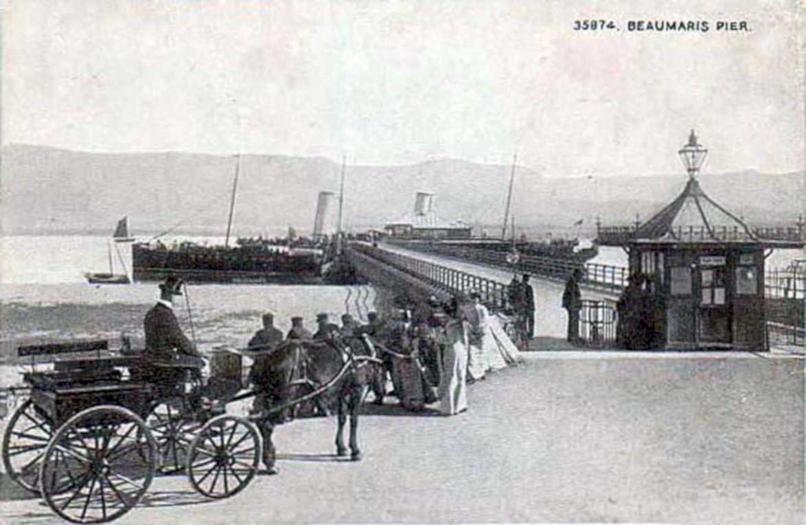 beaumaris pier carriageVintage 1880s 1900s A4 Photo Print