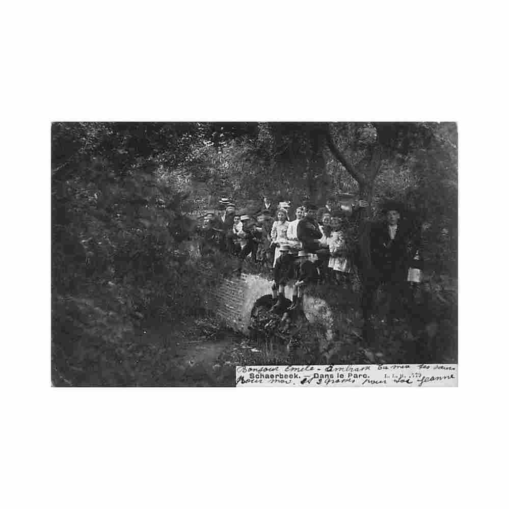 belgique schaerbeek brux cap dans le parc Vintage A4 Photo Print