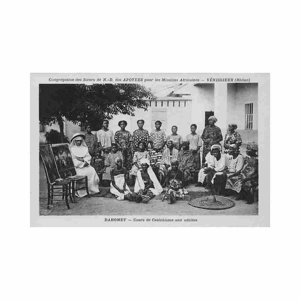 benin cours de catechisme aux adultes ed soeurs de n d des apotres Vintage A4 Photo Print