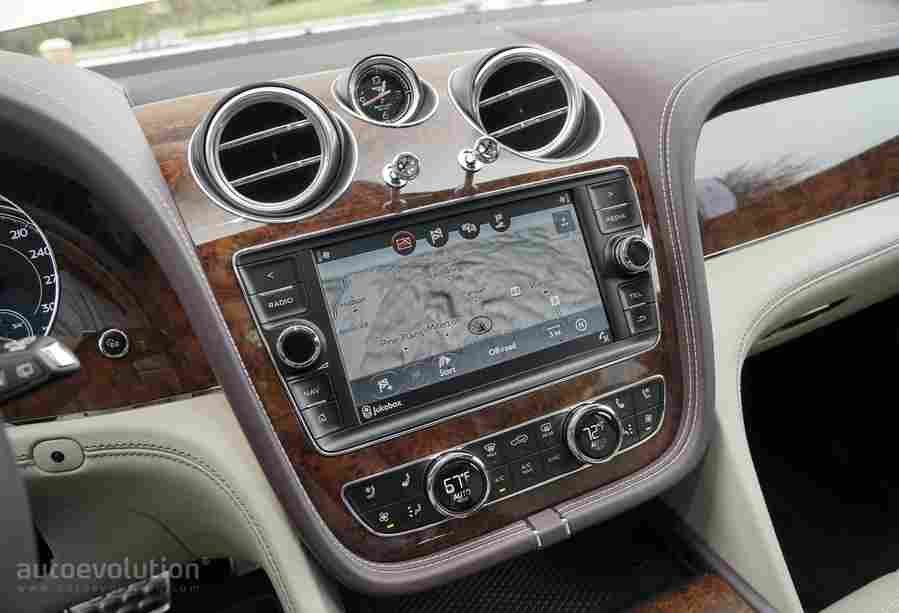 bentley bentayga w12 2016 10 Car A4 Photo Print