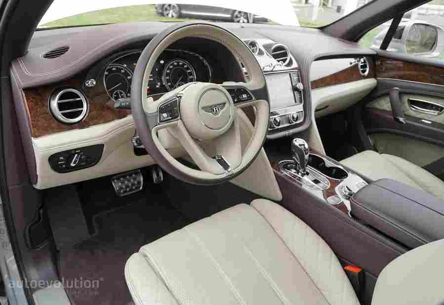bentley bentayga w12 2016 14 Car A4 Photo Print