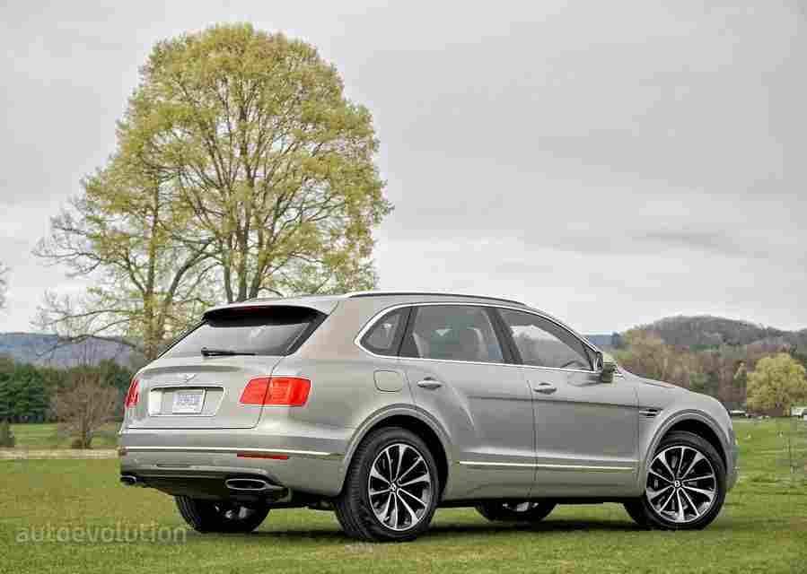 bentley bentayga w12 2016 30 Car A4 Photo Print