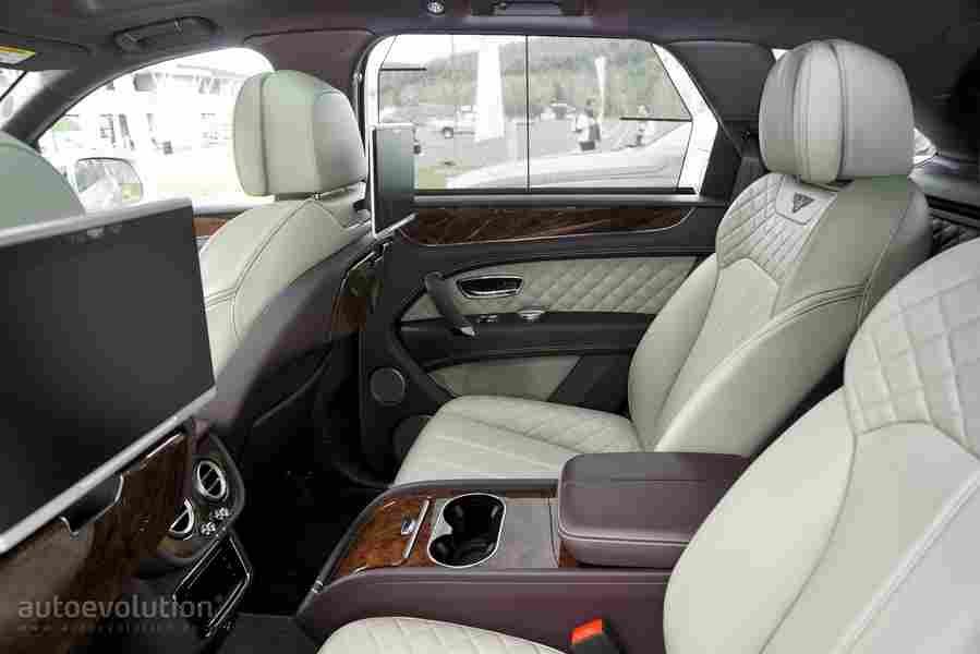 bentley bentayga w12 2016 4 Car A4 Photo Print