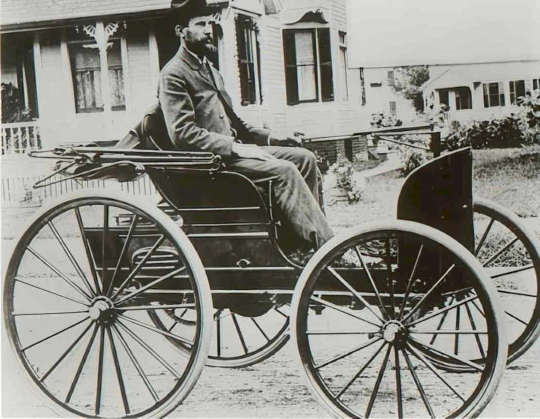 benz motorwagen 1 Vintage world war A4 Photo Print
