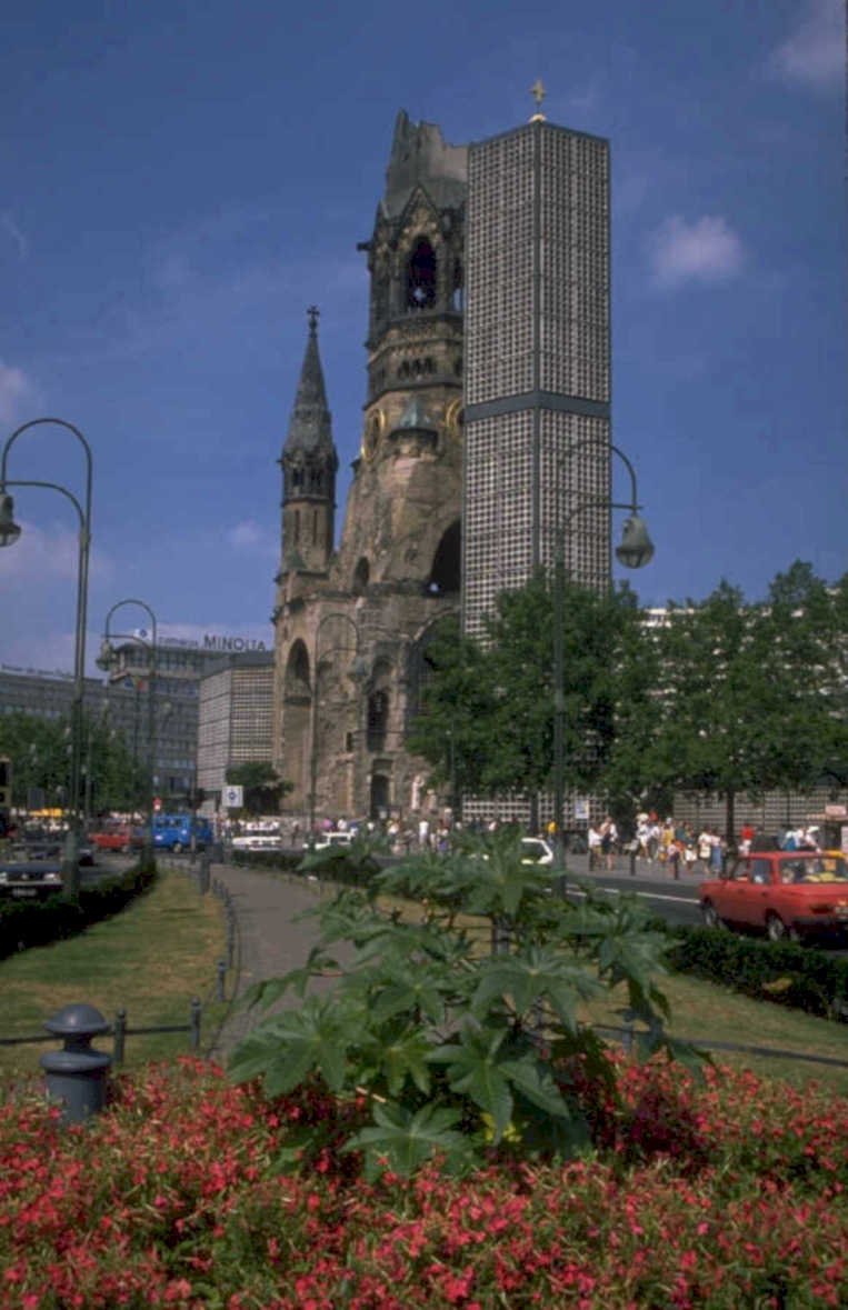 berlin memorial gate 1980s 1990s A4 Photo Print