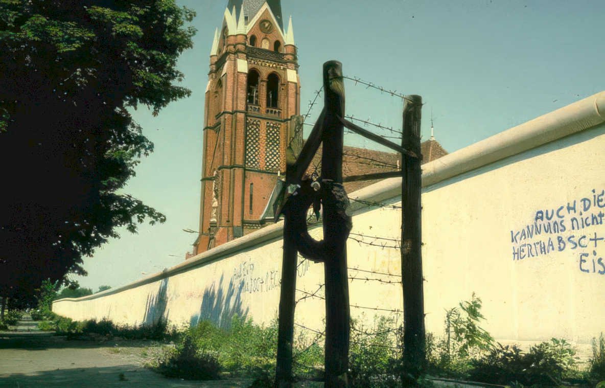 berlin wall hertha Vintage A4 Photo Print