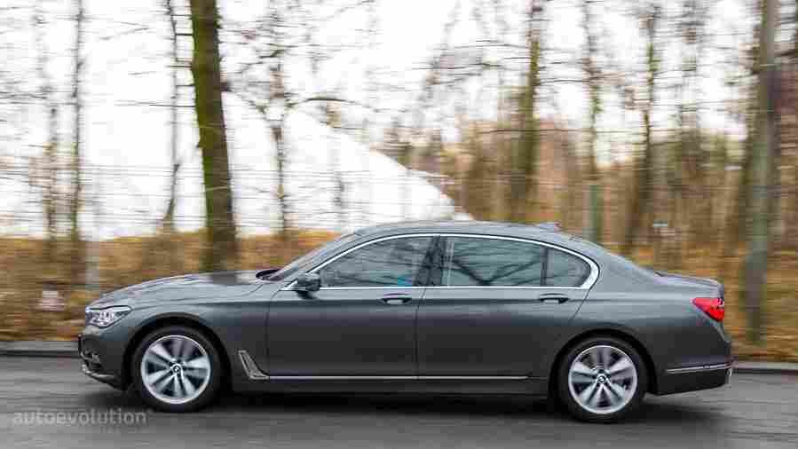 bmw 750li xdrive 2016 3 Car A4 Photo Print