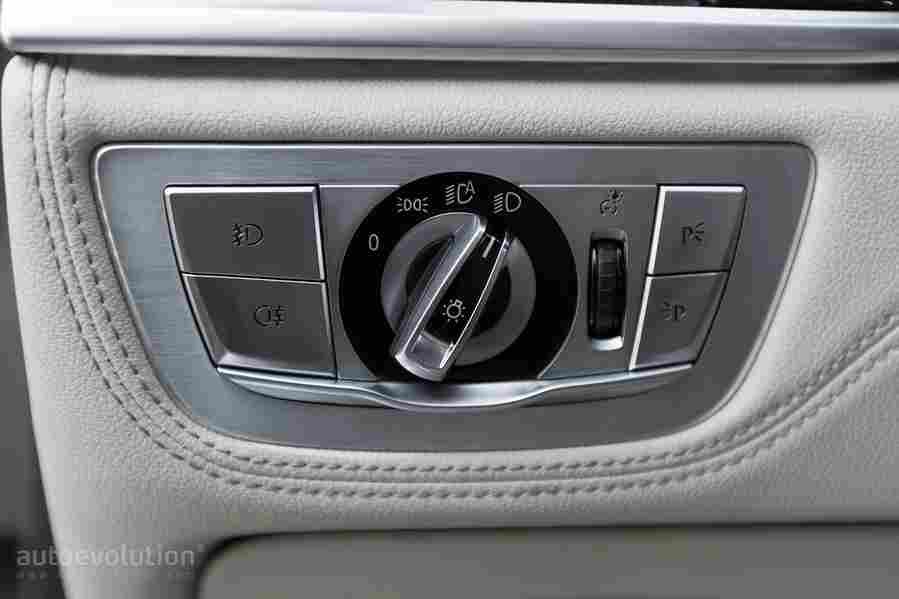 bmw 750li xdrive 2016 35 Car A4 Photo Print