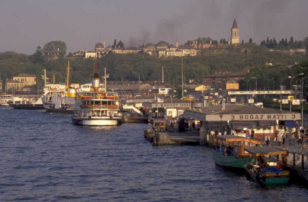 bosphorus ferries boats 1980s 1990s A4 Photo Print