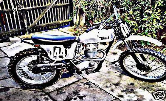 bsa b40 scrambler motorbike A4 Photo Print