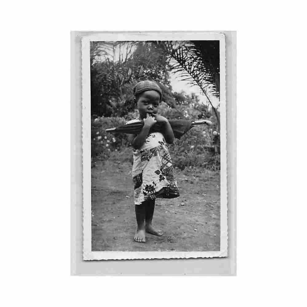 cameroun djole enfant et parapluie ed bernard champeau 80 Vintage A4 Photo Print