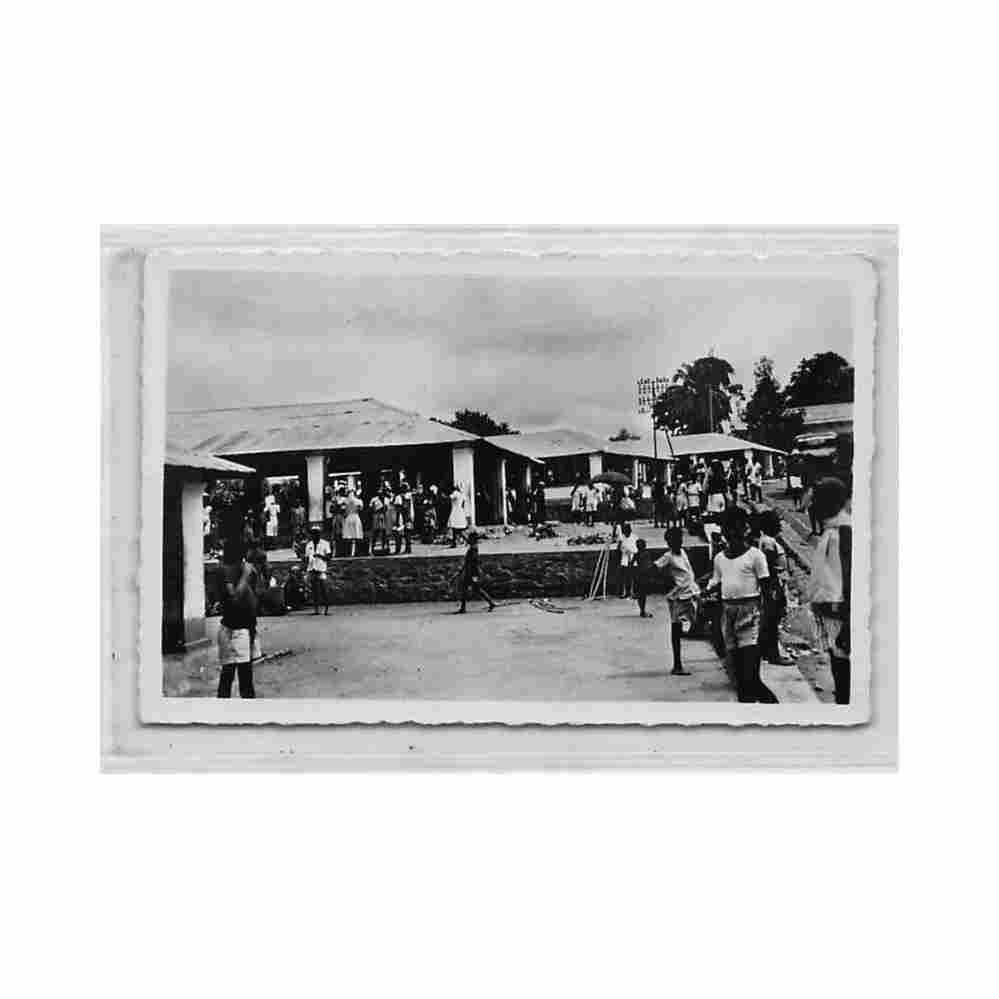 cameroun yaounde un coin du marche ed r pauleau 196 Vintage A4 Photo Print