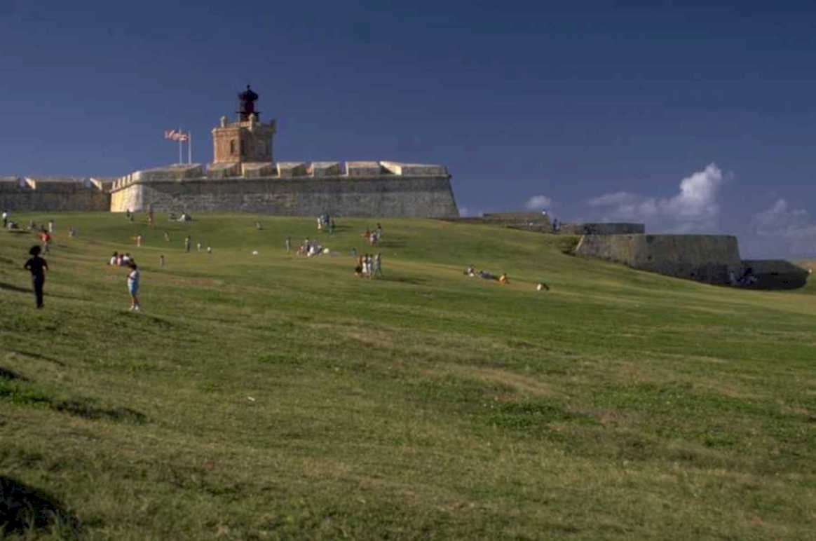 castillo san felipe 1980s 1990s A4 Photo Print