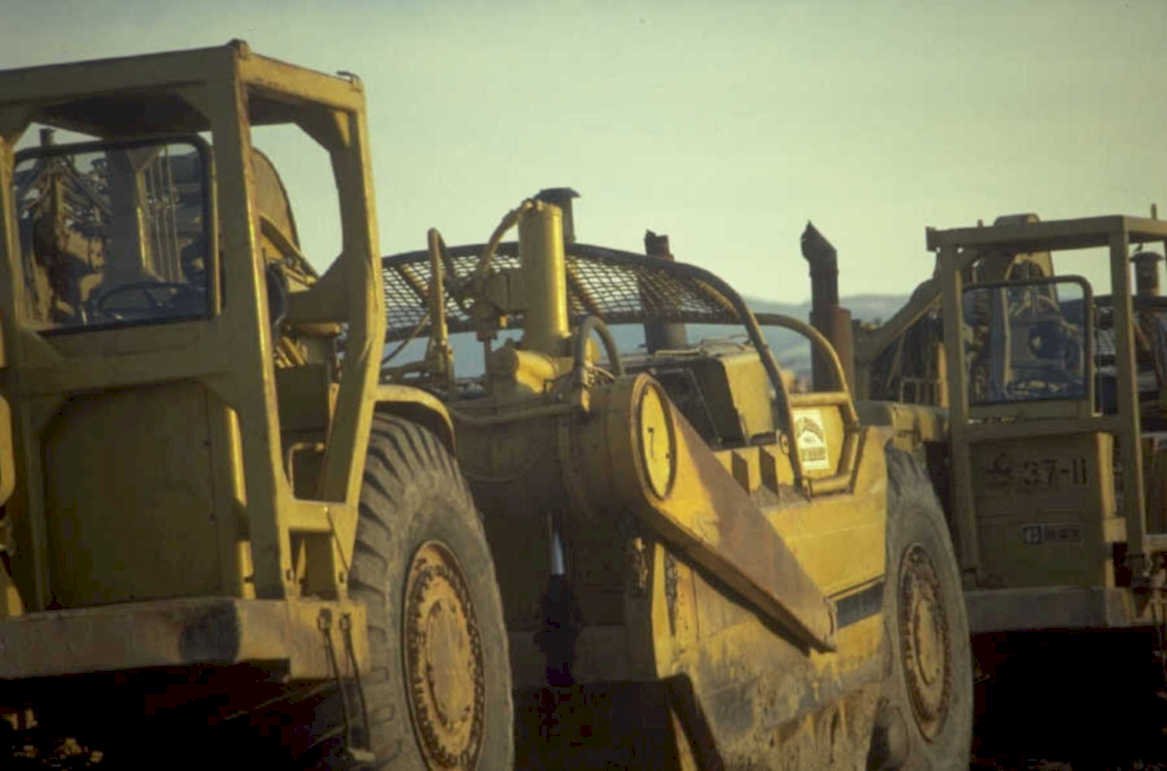 caterpillar d7 tractor 1980s 1990s A4 Photo Print