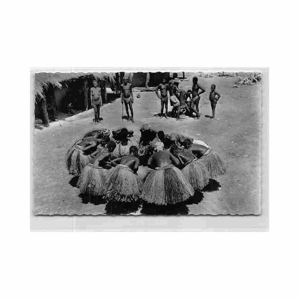 centrafrique danse de jeunes inities ed hoa qui 3799 Vintage A4 Photo Print