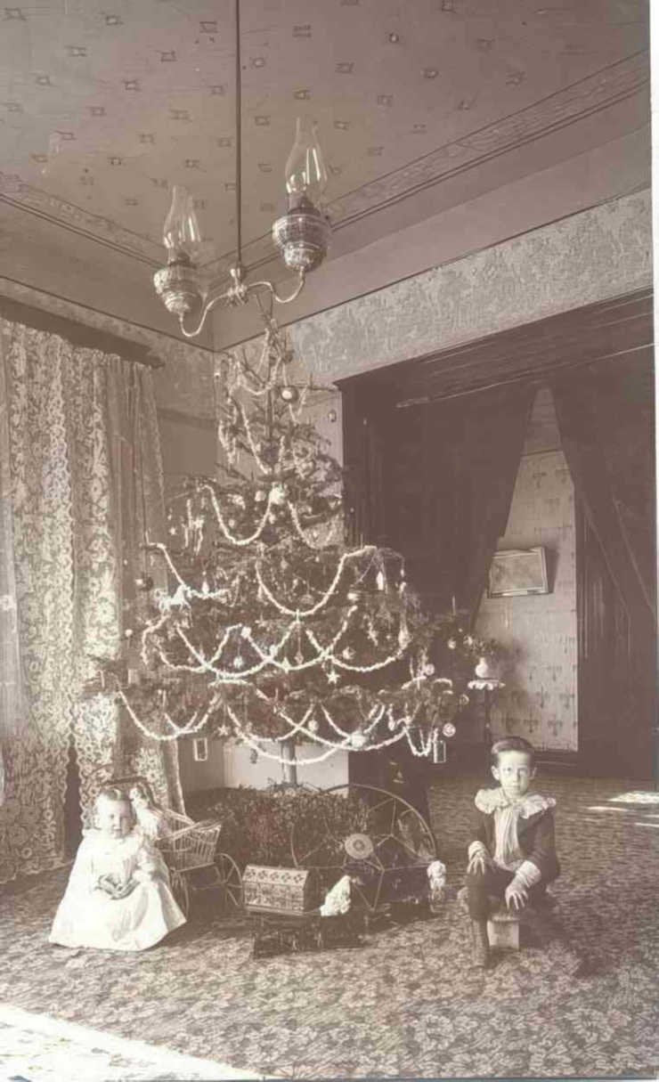 christmas parlor scene Vintage world war A4 Photo Print