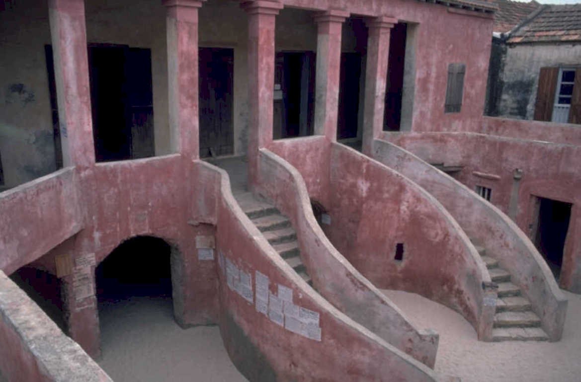 circular courtyard building 1980s 1990s A4 Photo Print