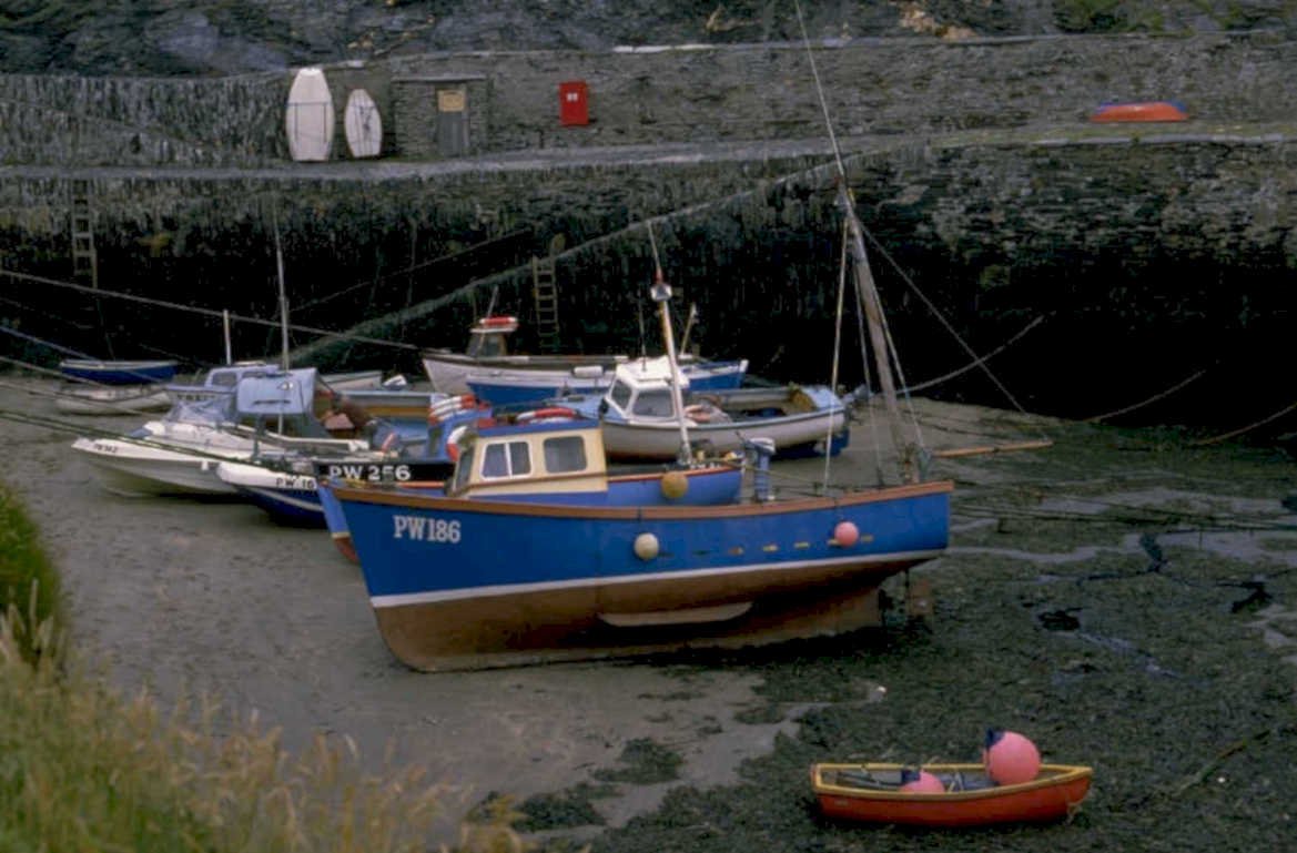 coastal boats fishing 1980s 1990s A4 Photo Print