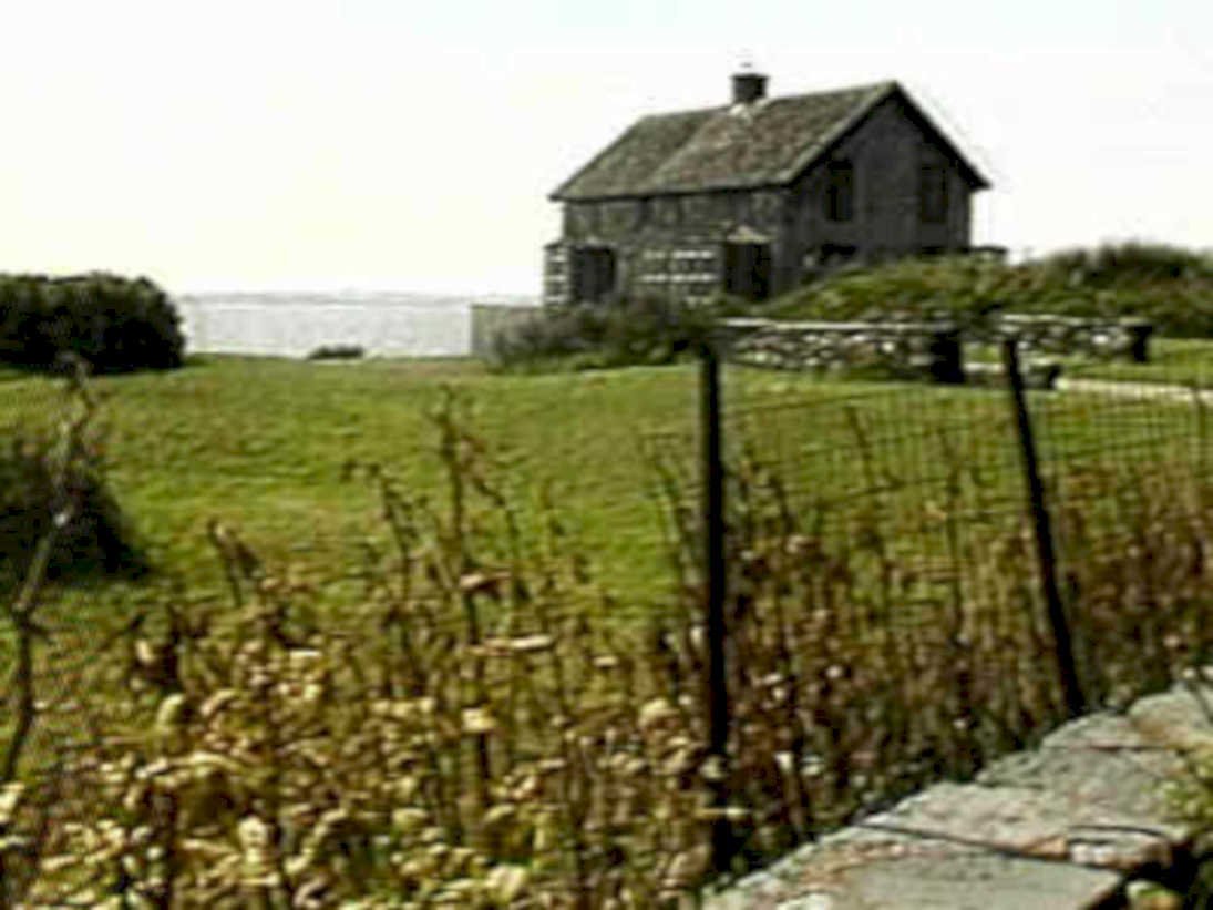coastal cottage house1980s 1990s A4 Photo Print