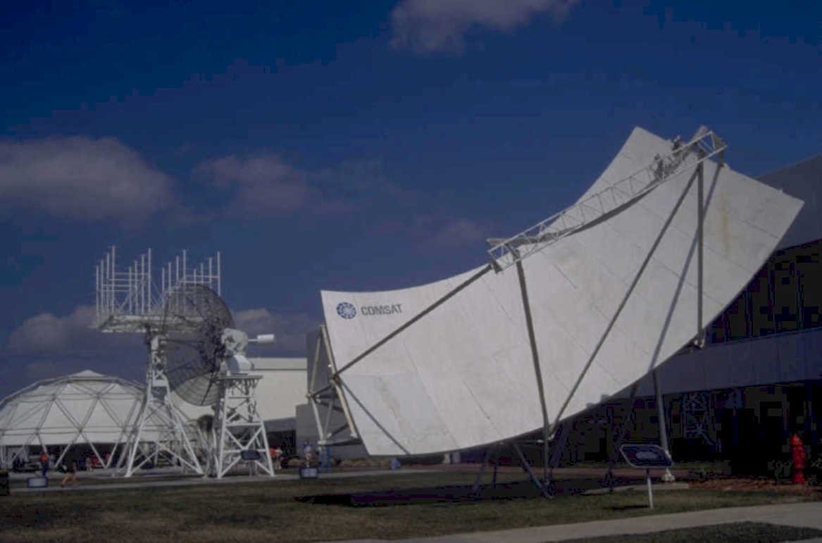 comsat satellite dish 1980s 1990s A4 Photo Print