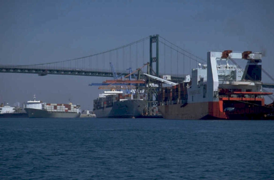 container ship baybridge 1980s 1990s A4 Photo Print