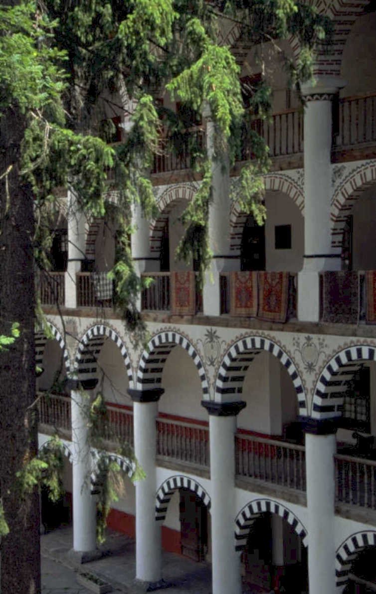 courtyard columns mexico 1980s 1990s A4 Photo Print