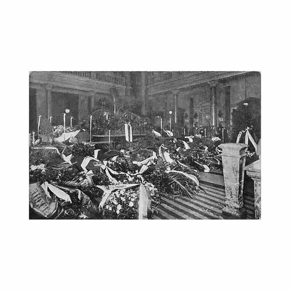 czech rep praha rakve popravenych mucedniku v pantheone musea Vintage A4 Photo Print