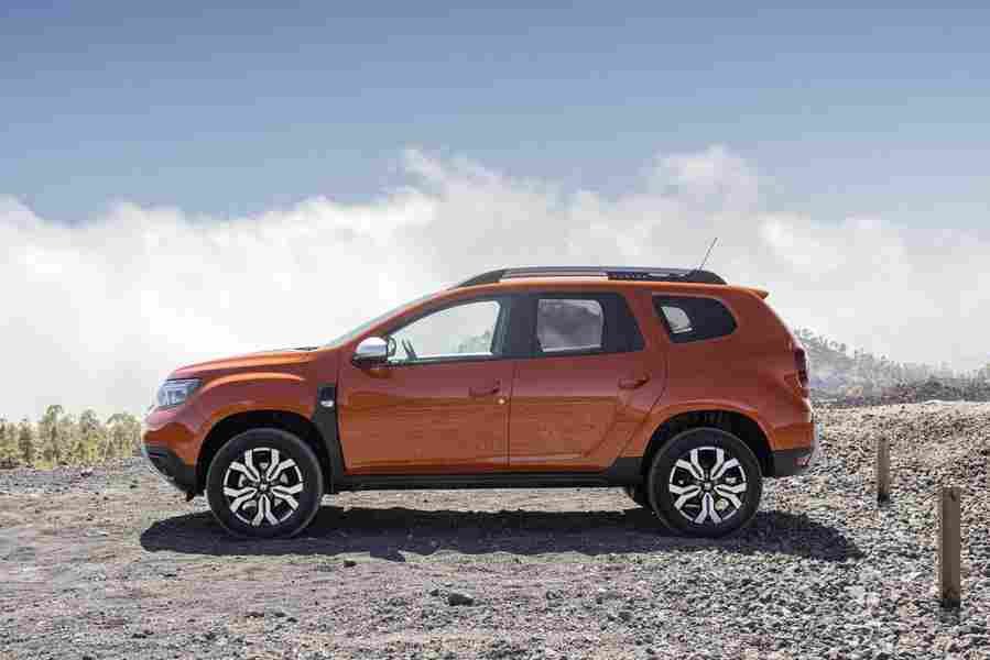 dacia duster 2021 7129 52 Car A4 Photo Print
