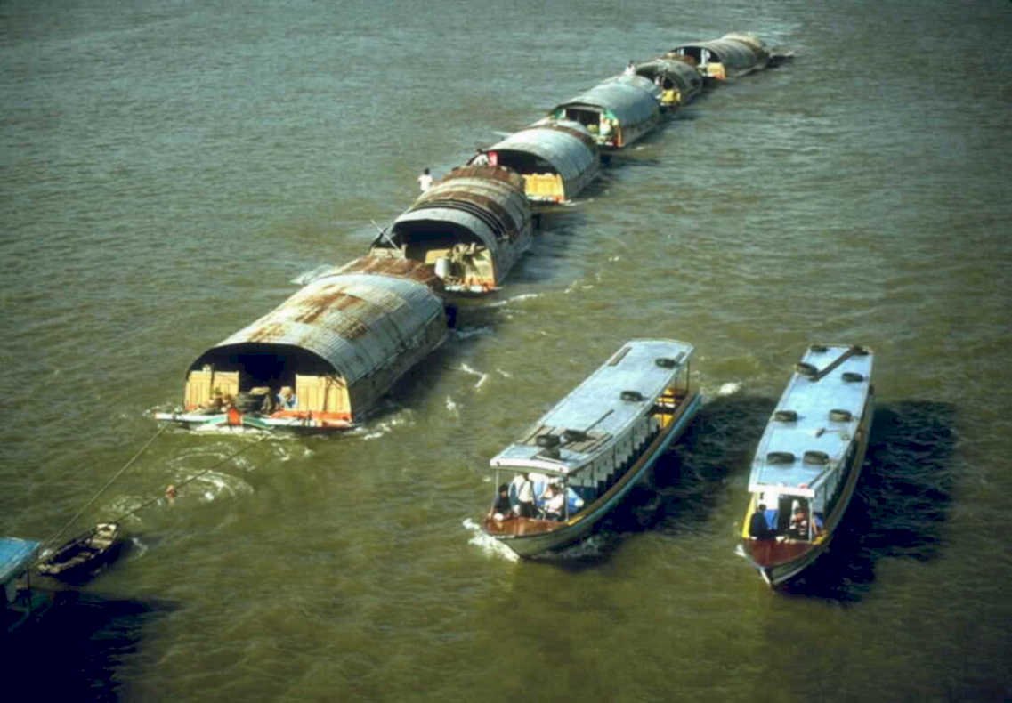 danube cargo salvage1980s 1990s A4 Photo Print
