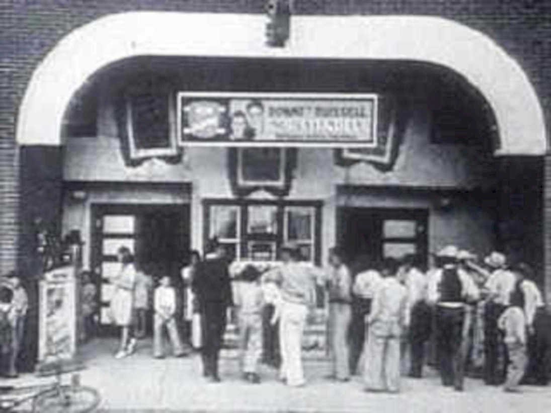 dinky doodles theater1980s 1990s A4 Photo Print