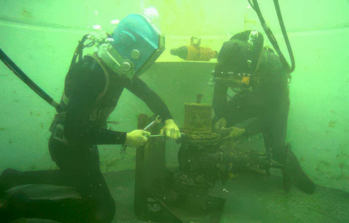divers tank salvage Vintage A4 Photo Print