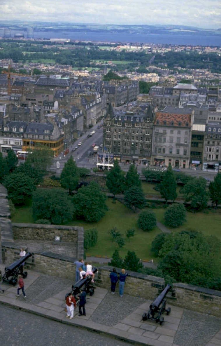 edinburgh castle 1998 1980s 1990s A4 Photo Print