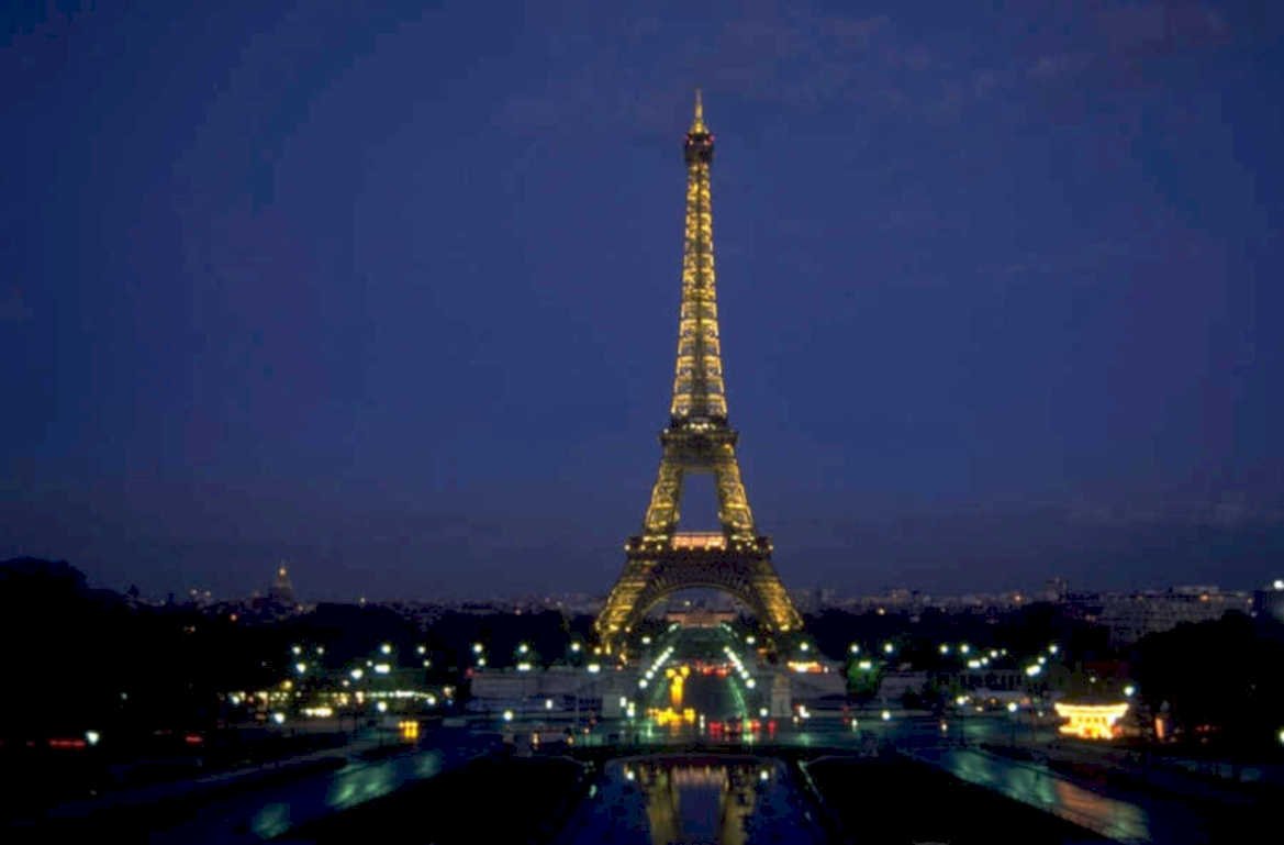 eiffel tower night 1980s 1990s A4 Photo Print