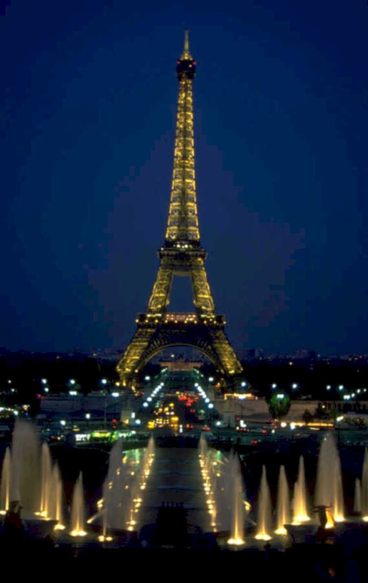 eiffel tower paris 11 1980s 1990s A4 Photo Print
