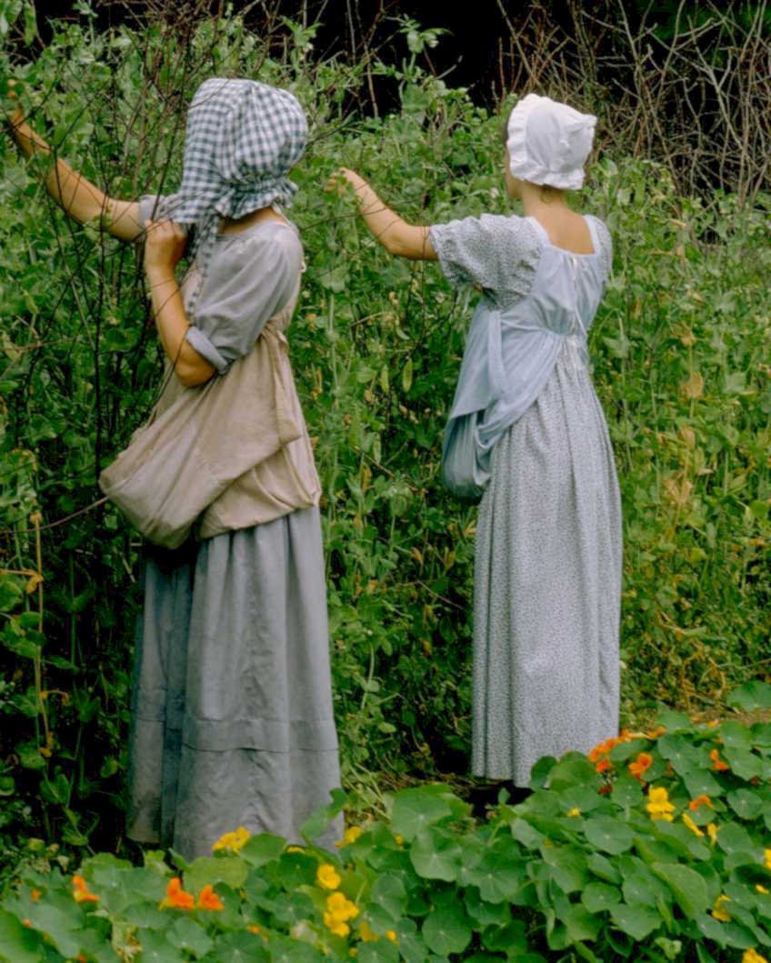 eighteenth century women1980s 1990s A4 Photo Print