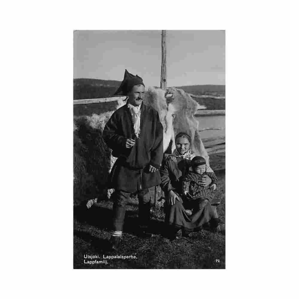 finland utsjoki lappalaisperhe a lappish family t rancken 72 Vintage A4 Photo Print