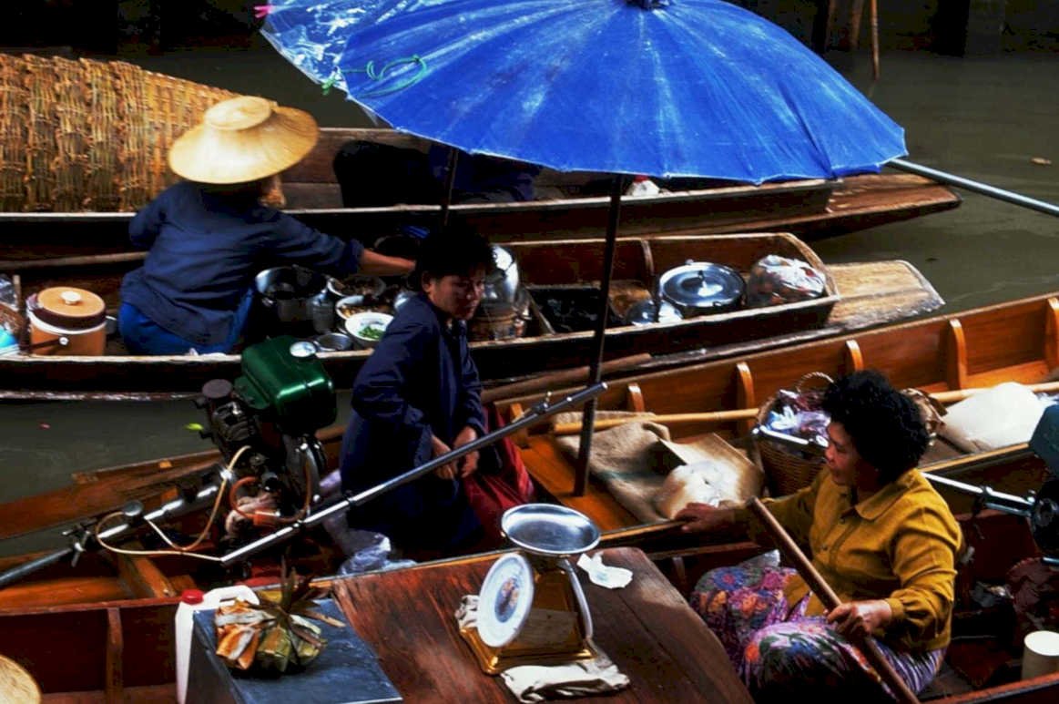 floating market boat1980s 1990s A4 Photo Print