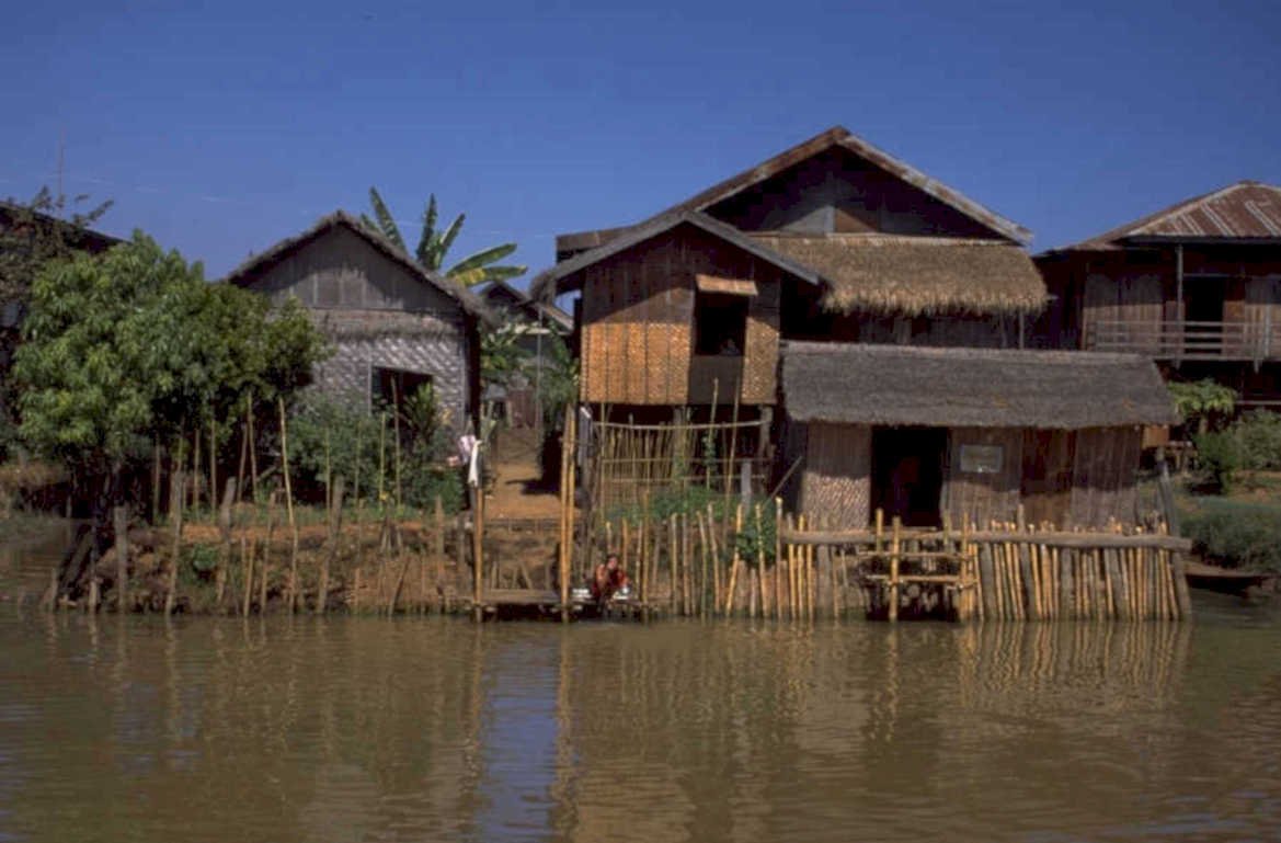 floating village inle 1980s 1990s A4 Photo Print