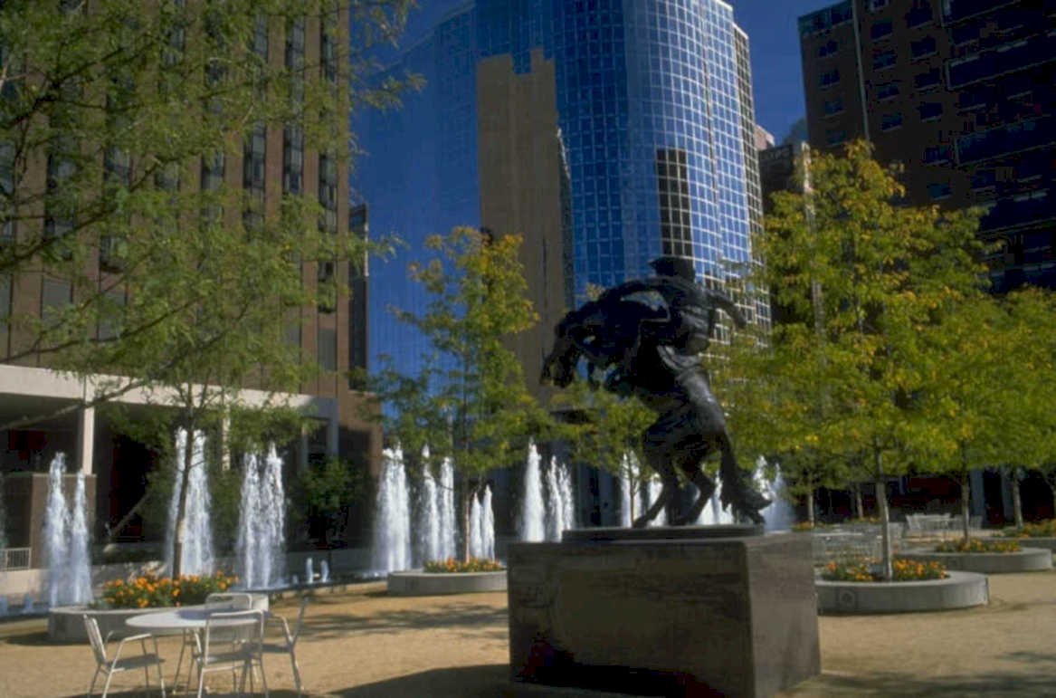 fountain statue skyline 1980s 1990s A4 Photo Print