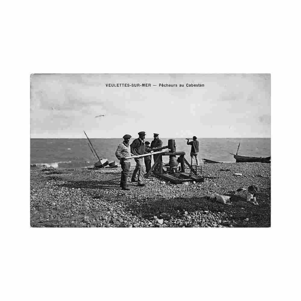 france veulette sur mer 76 pecheurs au cabestan carte glacee Vintage A4 Photo Print