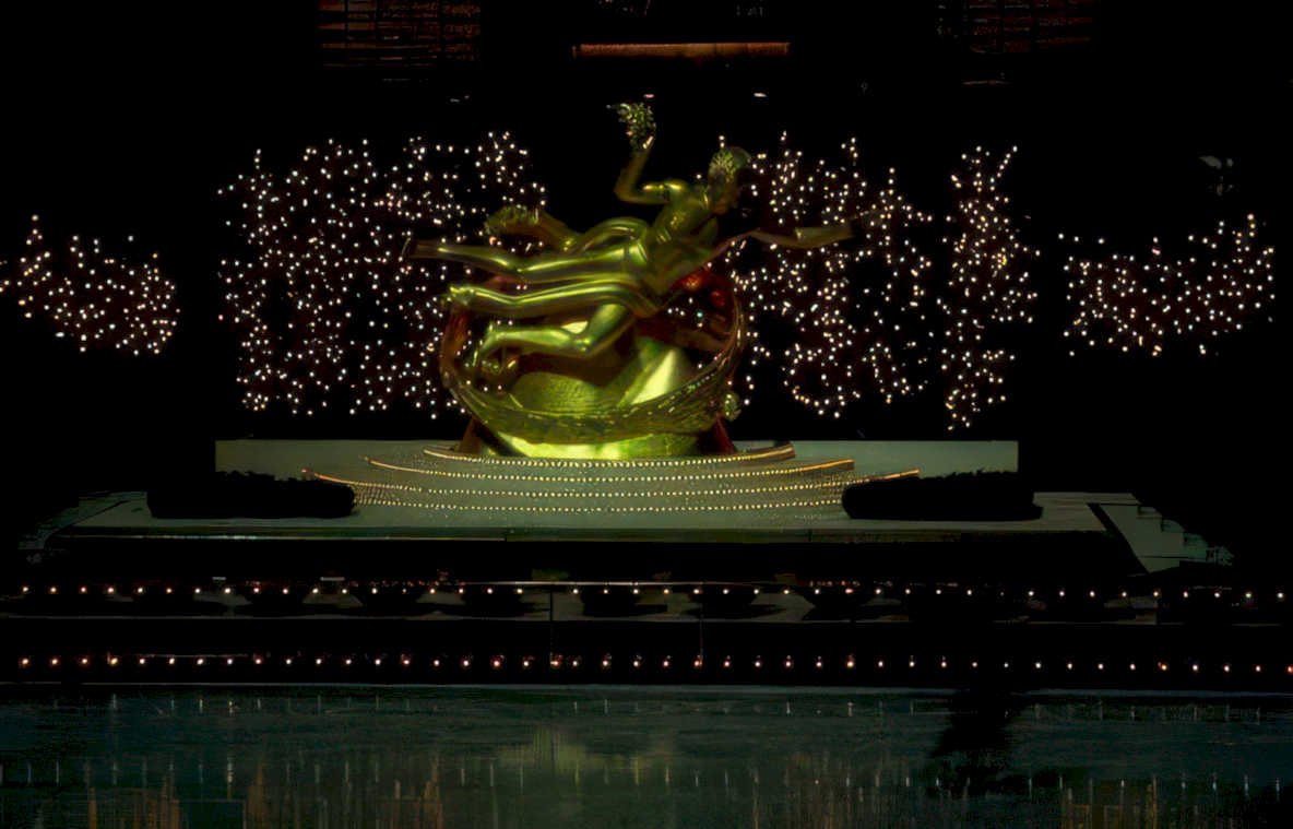golden fountain peace Vintage A4 Photo Print