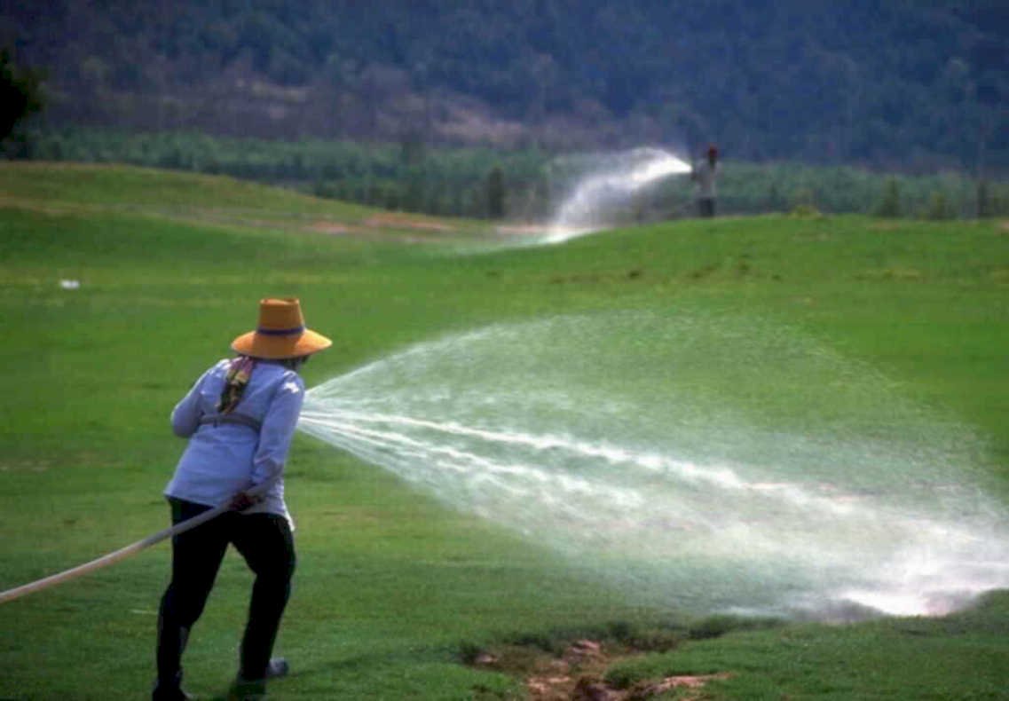 golf course watering1980s 1990s A4 Photo Print