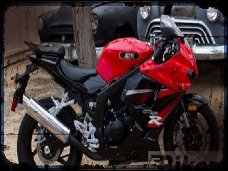 gt250r 1 A4 Photo Print Motorbike Vintage Aged