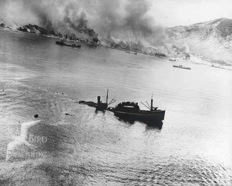guernica destroyer fires Vintage world war A4 Photo Print