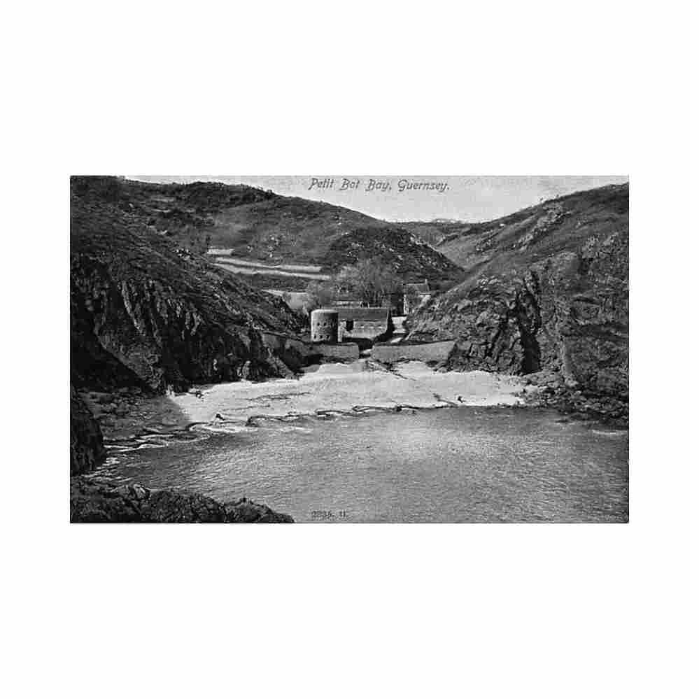 guernsey petit pot bay hartmann Vintage A4 Photo Print