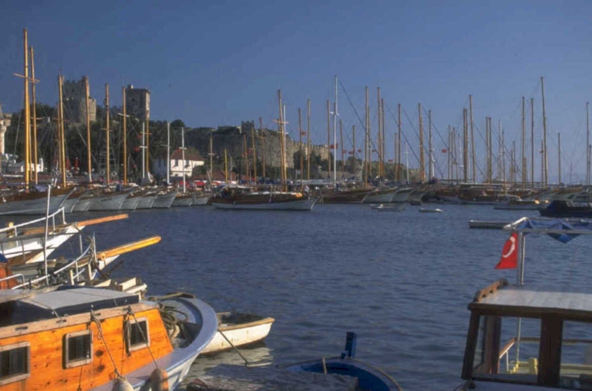 harbor boats castle 1980s 1990s A4 Photo Print