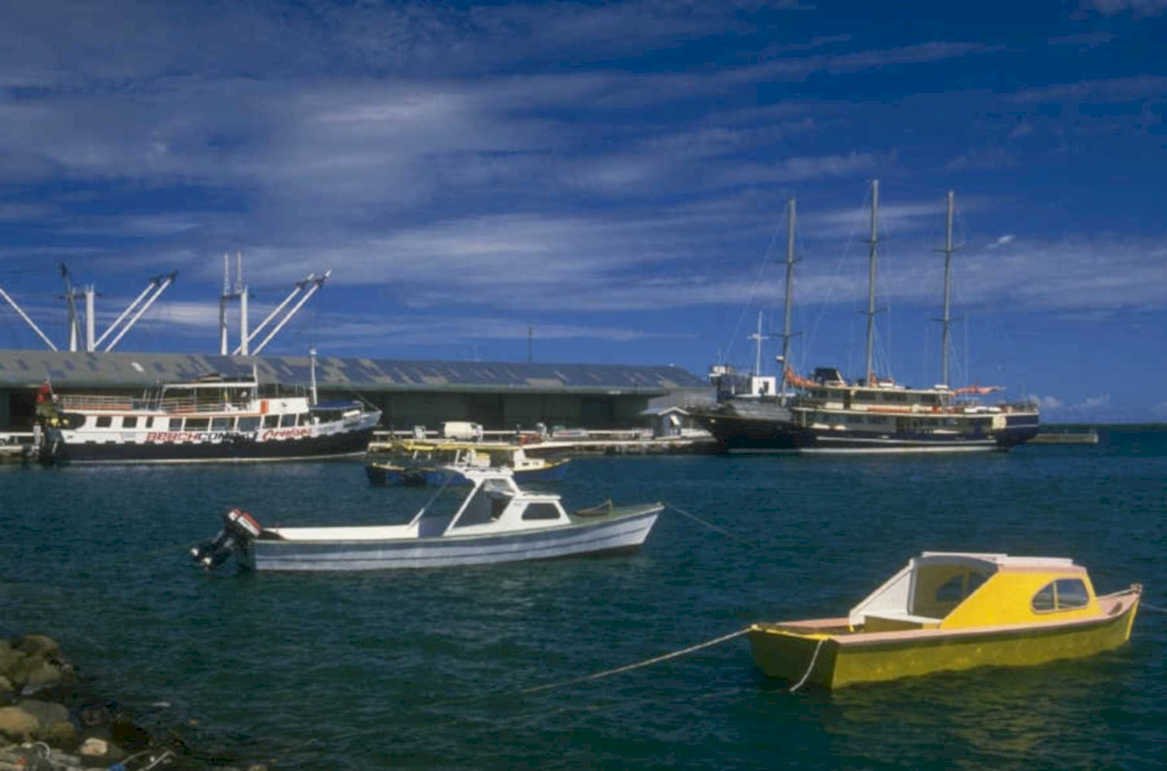 harbor boats milford 1980s 1990s A4 Photo Print