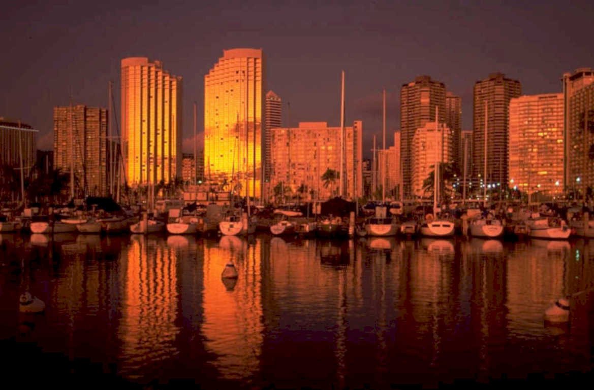 harbor skyline honolulu 1980s 1990s A4 Photo Print
