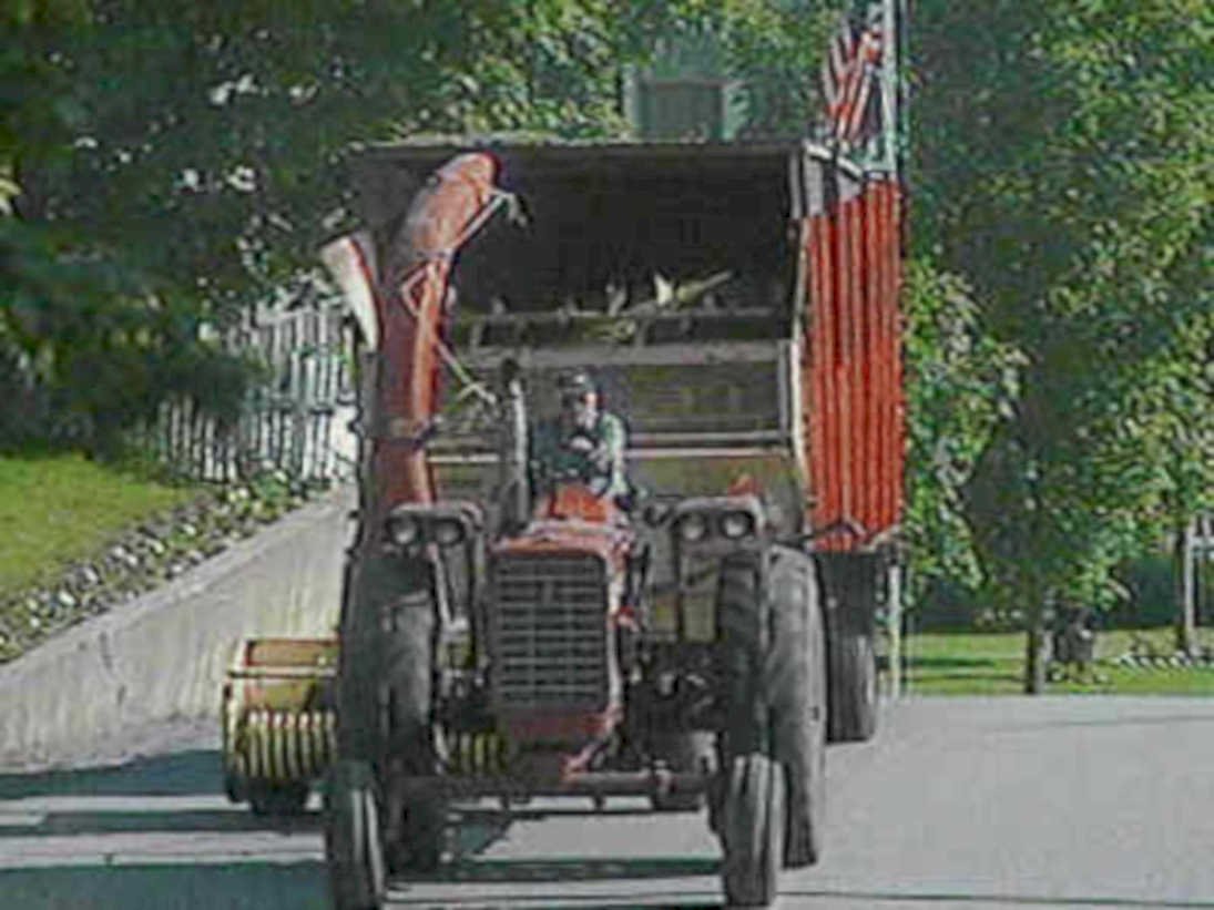 harvesting tractor scene1980s 1990s A4 Photo Print