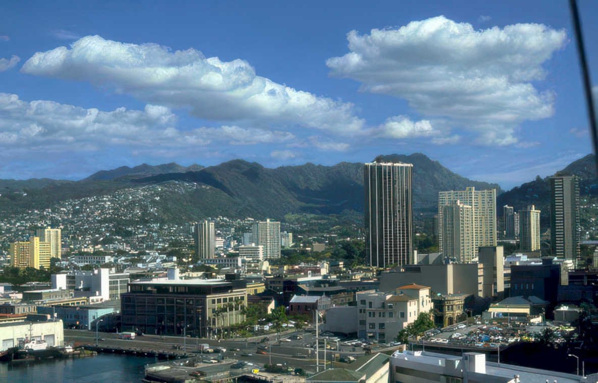 honolulu skyline oahu GIGA 2